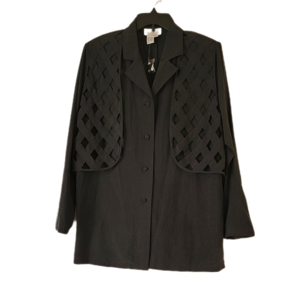 Q. Jasmine New 100% Silk long sleeves size Large Button up